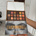 Huda beauty empowerd eyeshadow