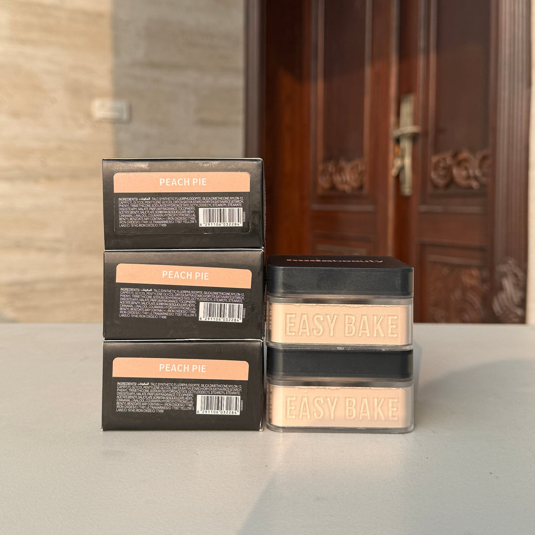 Huda Beauty - Easy Bake Loose Baking & Setting Powder -