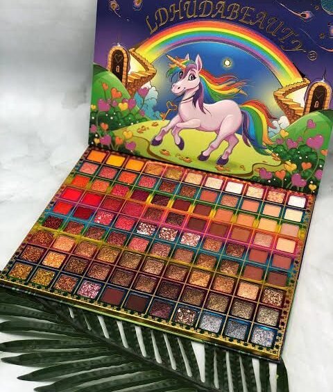 Huda 99 Eyeshadow Palette